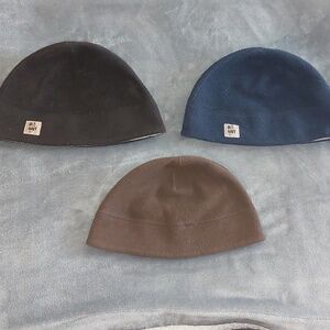 Old Navy beanie 3 pack/ Black/Brown/Navy
